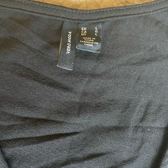 Vero Moda Alberta Long Sleeves V-Neck Smock Top L - Picture 6 of 12